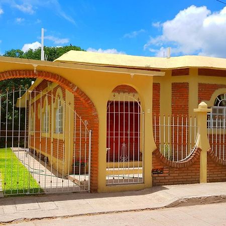Casa Cerca De La Media Luna Villa Río Verde Exterior photo